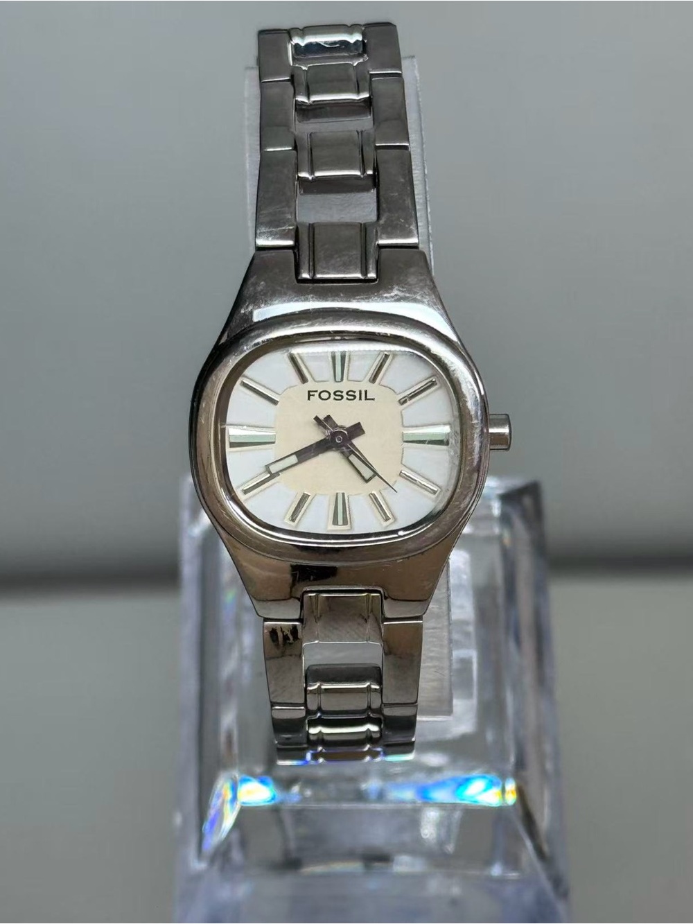Vintage Fossil Women’s Quartz Watch 22mm Silver Tone Cream Dial New Battery Runs